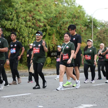 Runner Photo 4041942