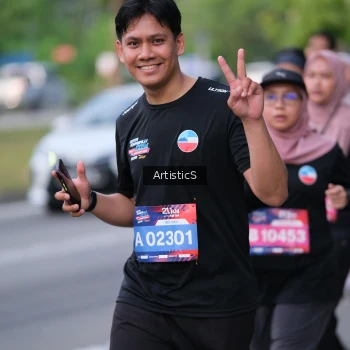 Runner Photo 4041954