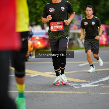 Runner Photo 4041963