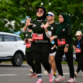Runner Photo 4041993
