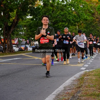 Runner Photo 4042027