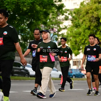 Runner Photo 4042040