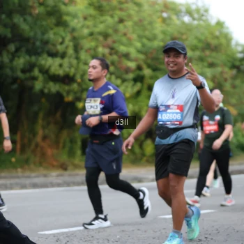 Runner Photo 4042046
