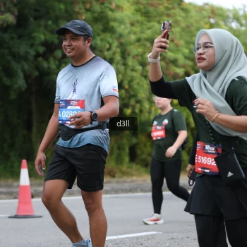 Runner Photo 4042061