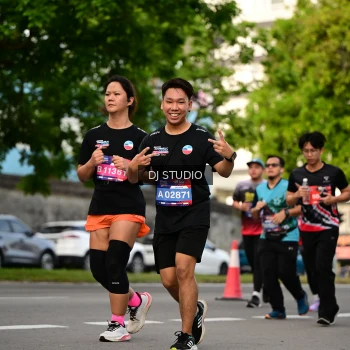 Runner Photo 4042104