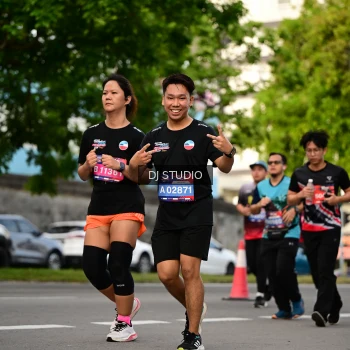Runner Photo 4042110