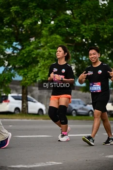 Runner Photo 4042127