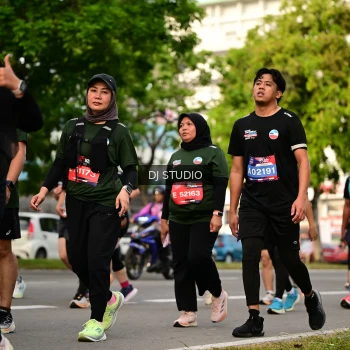 Runner Photo 4042132