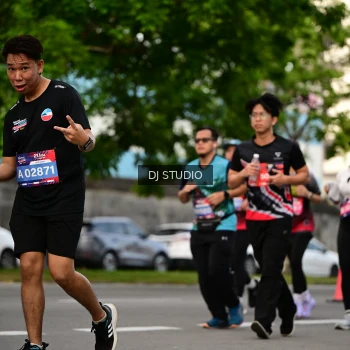 Runner Photo 4042158