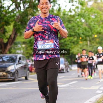 Runner Photo 4042165