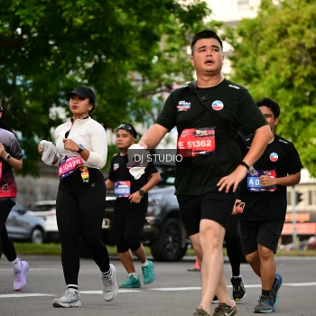 Runner Photo 4042195