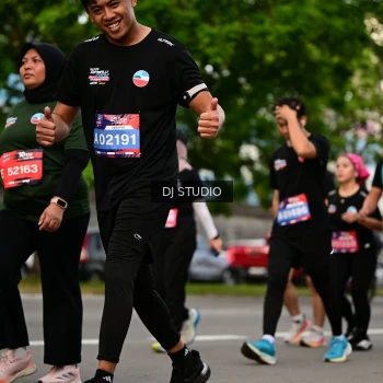 Runner Photo 4042233