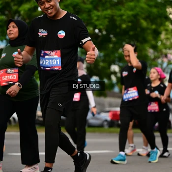 Runner Photo 4042235