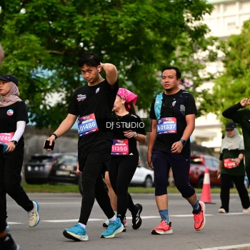 Runner Photo 4042244