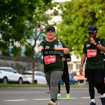Runner Photo 4042245