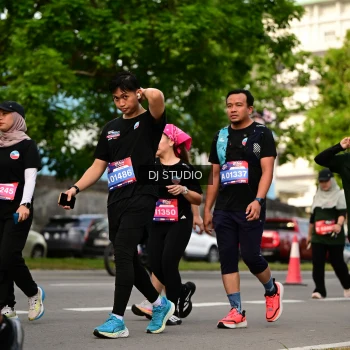 Runner Photo 4042246