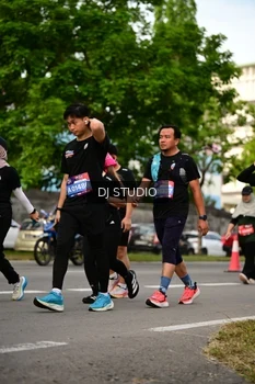 Runner Photo 4042267