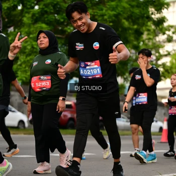 Runner Photo 4042302