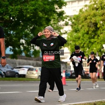 Runner Photo 4042306
