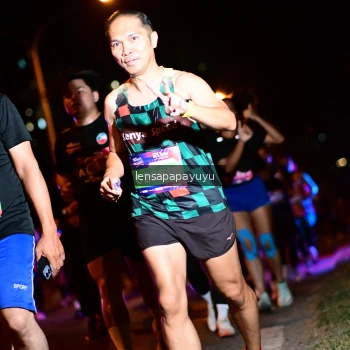 Runner Photo 4042323