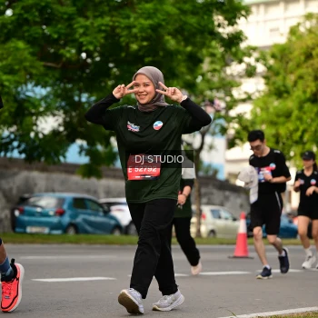 Runner Photo 4042343