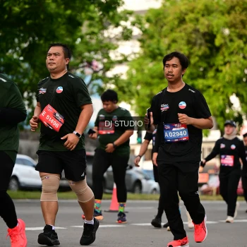 Runner Photo 4042349