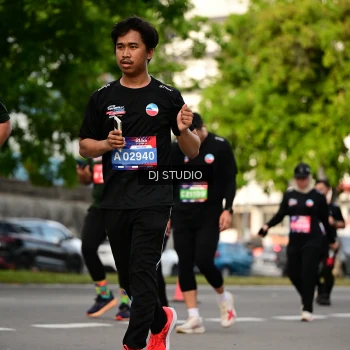 Runner Photo 4042366
