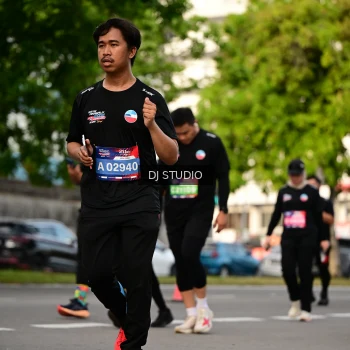 Runner Photo 4042370