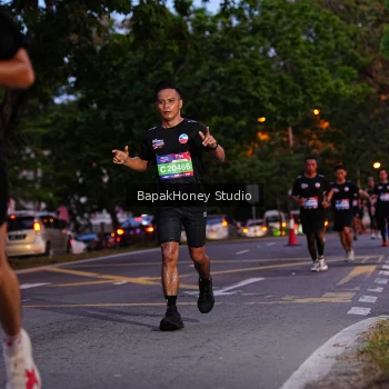 Runner Photo 4042371