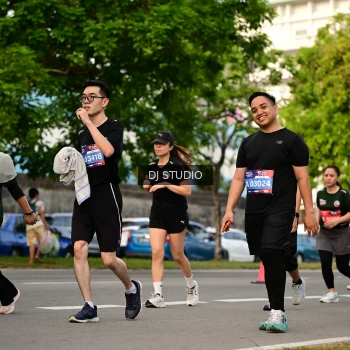 Runner Photo 4042399