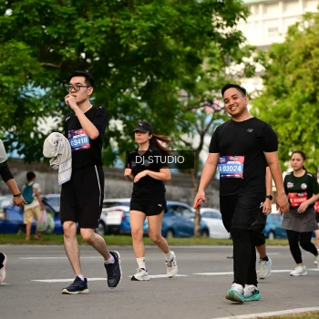 Runner Photo 4042406