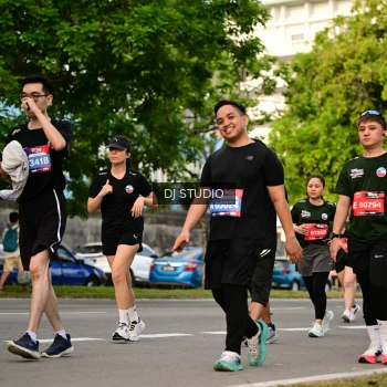Runner Photo 4042413