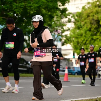 Runner Photo 4042416
