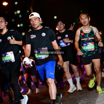 Runner Photo 4042421