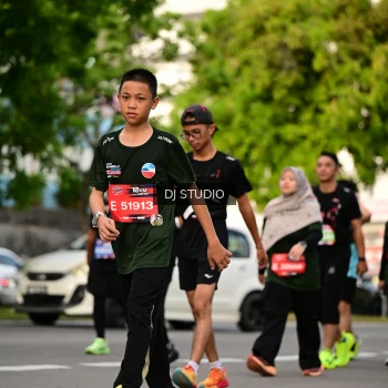 Runner Photo 4042465