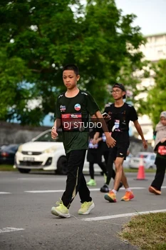 Runner Photo 4042467
