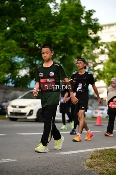 Runner Photo 4042471