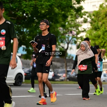 Runner Photo 4042486