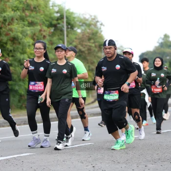 Runner Photo 4042506