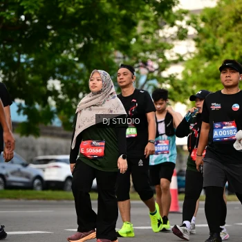 Runner Photo 4042515