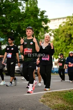 Runner Photo 4042542