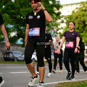Runner Photo 4042666
