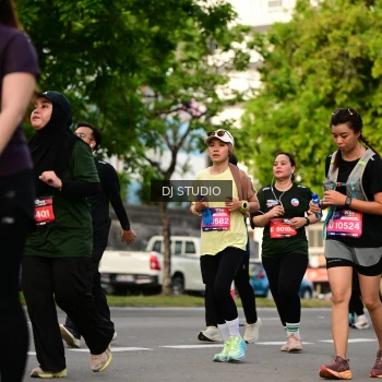 Runner Photo 4042709