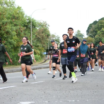 Runner Photo 4042714