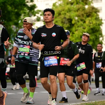 Runner Photo 4042750