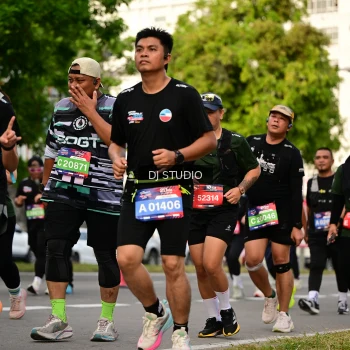 Runner Photo 4042752
