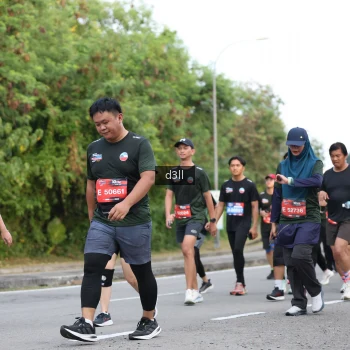 Runner Photo 4042775