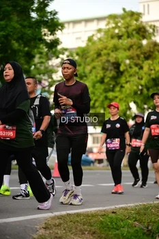 Runner Photo 4042834