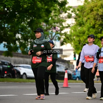 Runner Photo 4042935