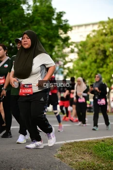Runner Photo 4043056